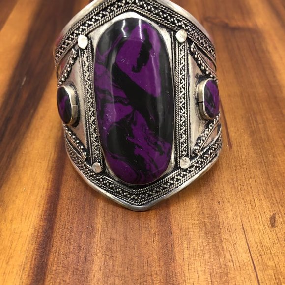 single Silver Kuchi Big Purple Stone Vintage Tribal Cuff, Boho Cuff Bracelet - Picture 4 of 8